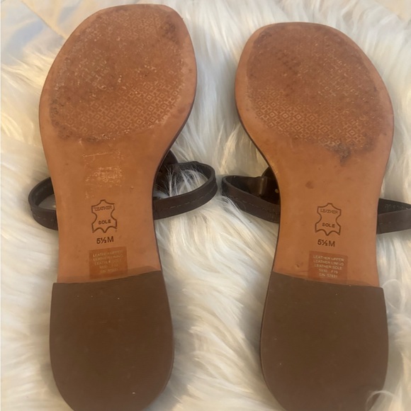 TORY BURCH BROWN SLIDES. - Picture 6 of 6